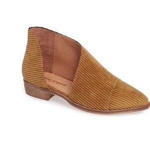 FREE PEOPLE FABRIC ROYALE FLAT GOLD BOHO CORDUROY BROWN Ankle Booties Boots 10.5